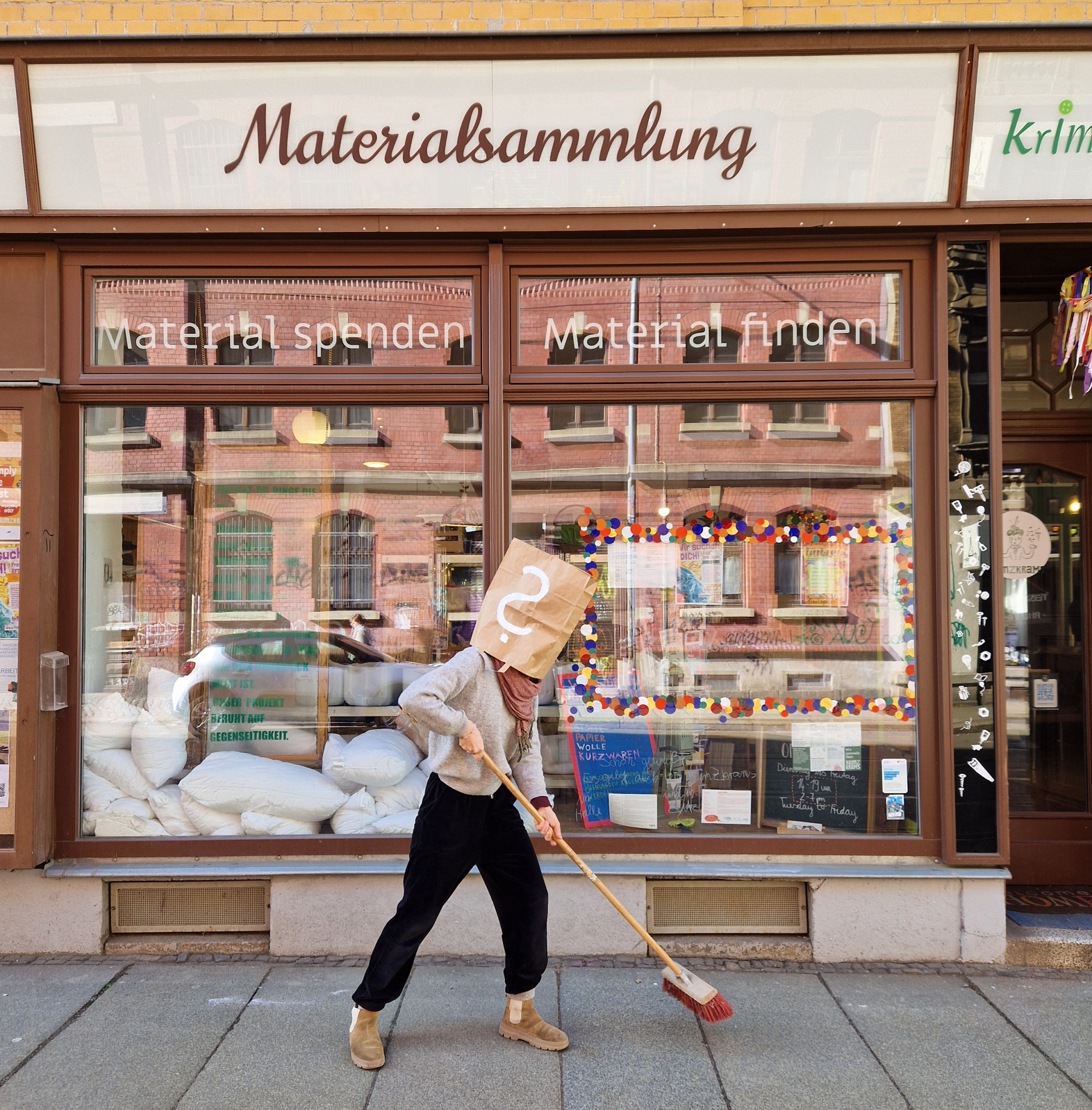 Wir suchen DICH!! Freie BFD-Stellen im krimZkrams Leipzig